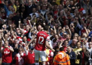 小组赛关键战 体育 焦点战：BLG锁定胜局阿森纳，心理压力引发球迷热议