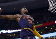 牛八数据盘点：詹姆斯表现如何？从关键数据看其阵容变化